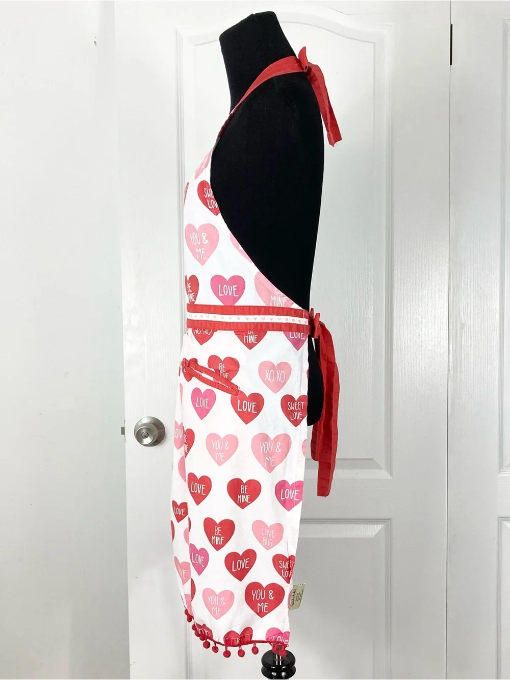 SUR LA TABLE Apron Red Love Heart Pom Pom Trim